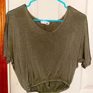 Cropped t shirt